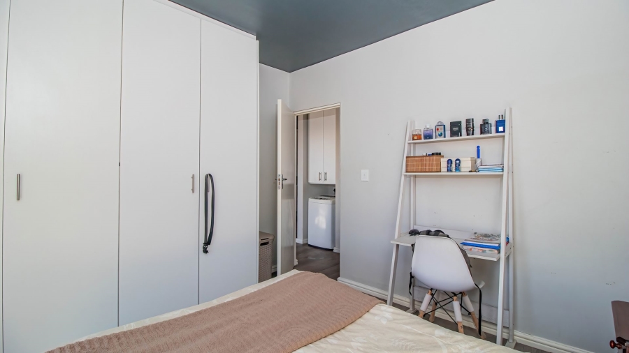 2 Bedroom Property for Sale in Muizenberg Western Cape